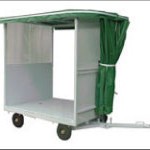 屋根、カーテンを付けて雨天関係なく運搬できる台車