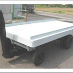 5トンの重量物を安全に運搬する構内台車