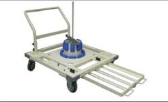 組立作業ができ、かつ運搬できる台車