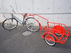 自転車で牽引するリヤカーモデルチェンジ